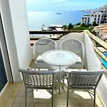 Picco Luxury Apartment, Bougainville Bay 아파트 Sarandë