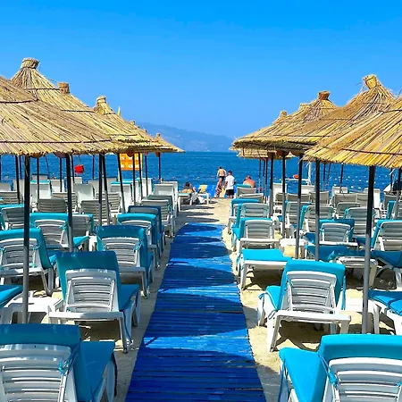 Picco Luxury Apartment, Bougainville Bay דירה