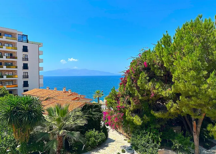 Picco Luxury Apartment, Bougainville Bay * Sarande
